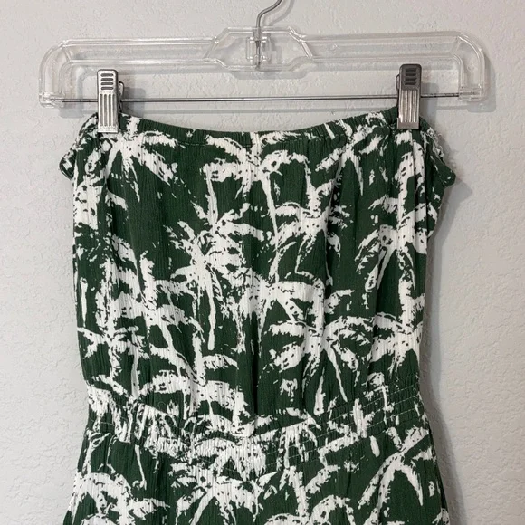 Dress Forum Tropical Green Jumpsuit - Picture 2 of 8